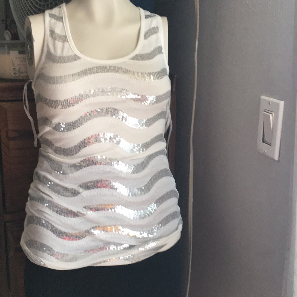💕Sequin TOP 💕